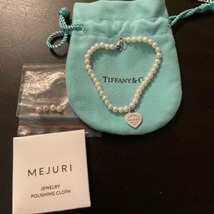 Tiffany&co heart tag pendant Pearl bracelet 925 freee cleansing cloth